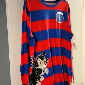 Figaro and Cleo long sleeve top